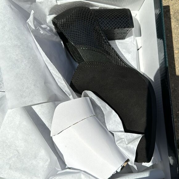 KAREN SCOTT Womens Black Two Toned Goring Padded Tillen Square Toe Block Heel - Picture 3 of 3